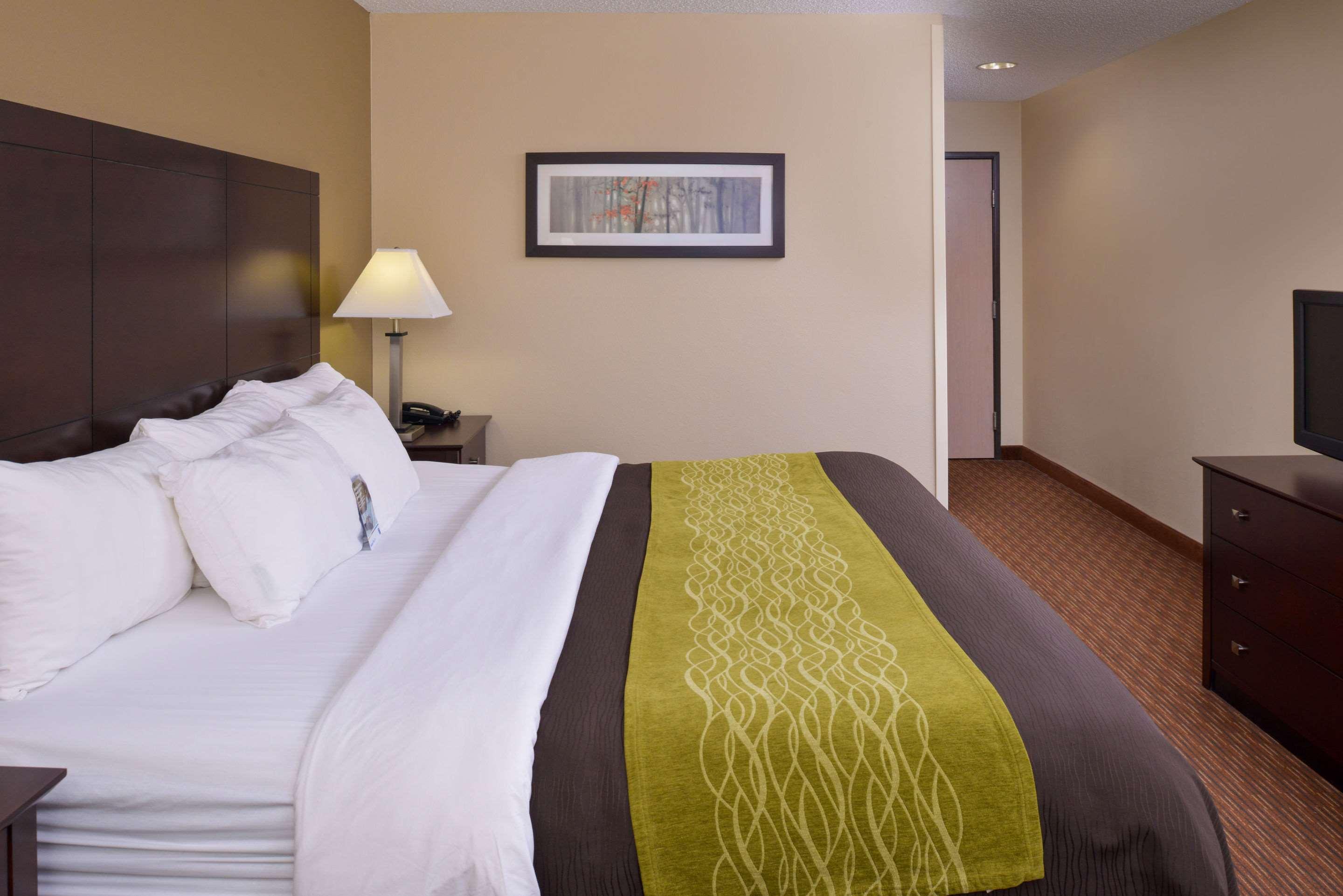 Comfort Inn And Suites Joplin Exterior photo