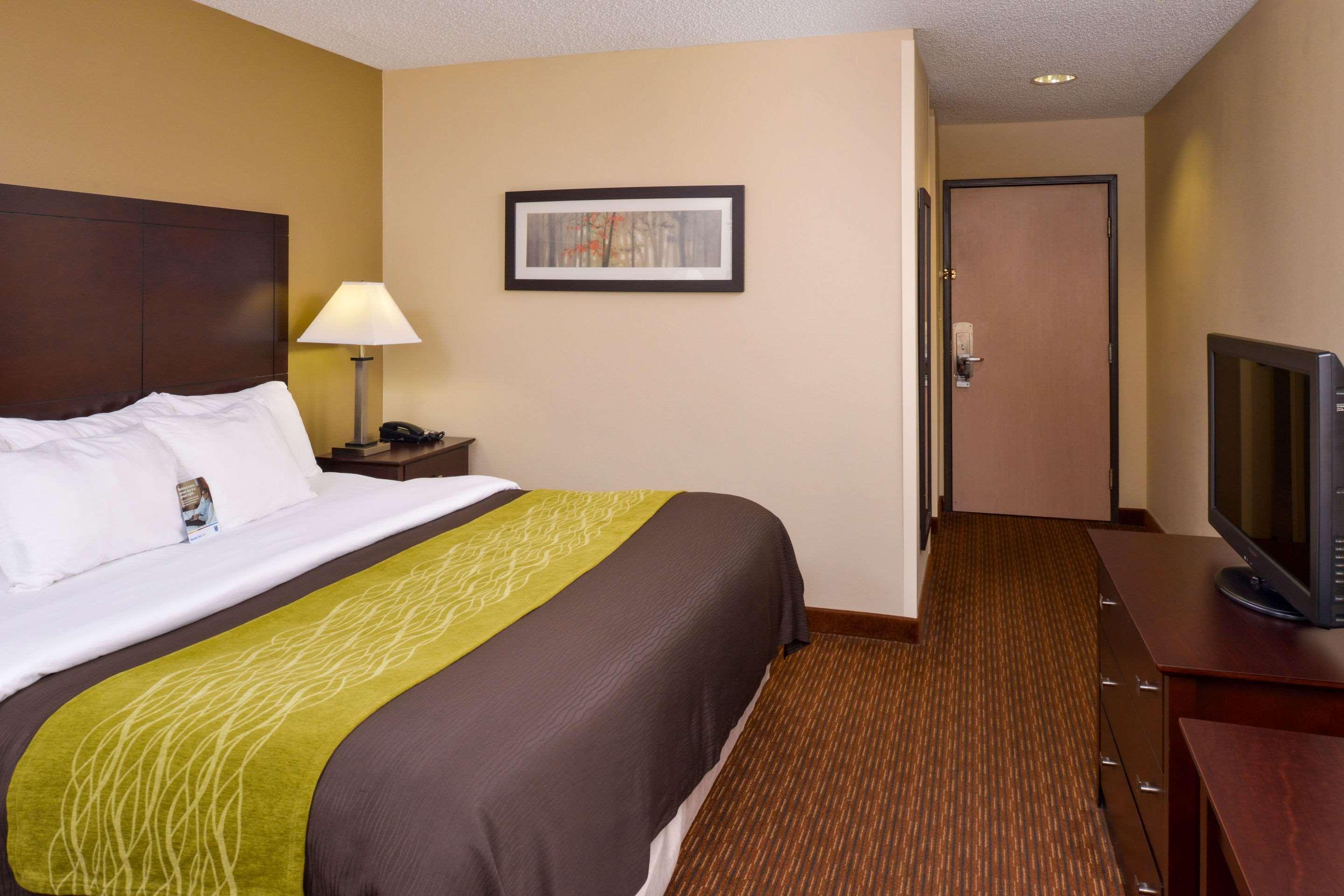 Comfort Inn And Suites Joplin Exterior photo