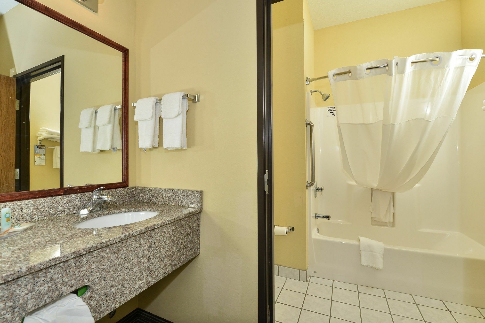 Comfort Inn And Suites Joplin Exterior photo